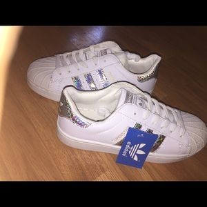 Adidas new size 7
